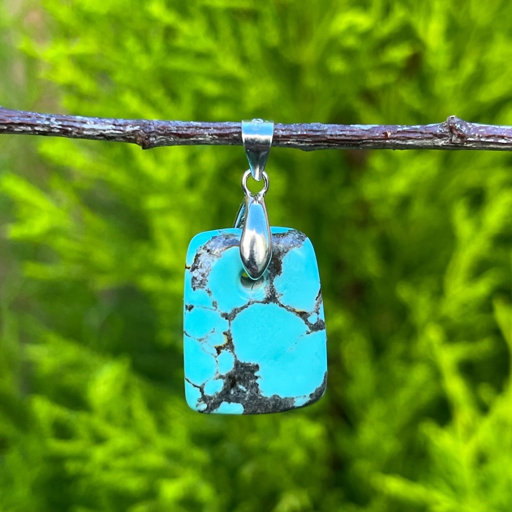 Sterling silver small turquoise pendant 1223